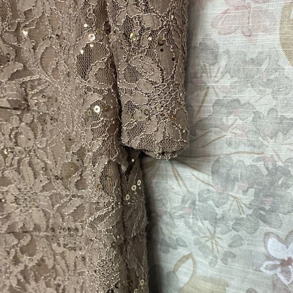 Sequined Layered Office Party Dress With Sleeves - Picture 5 of 13